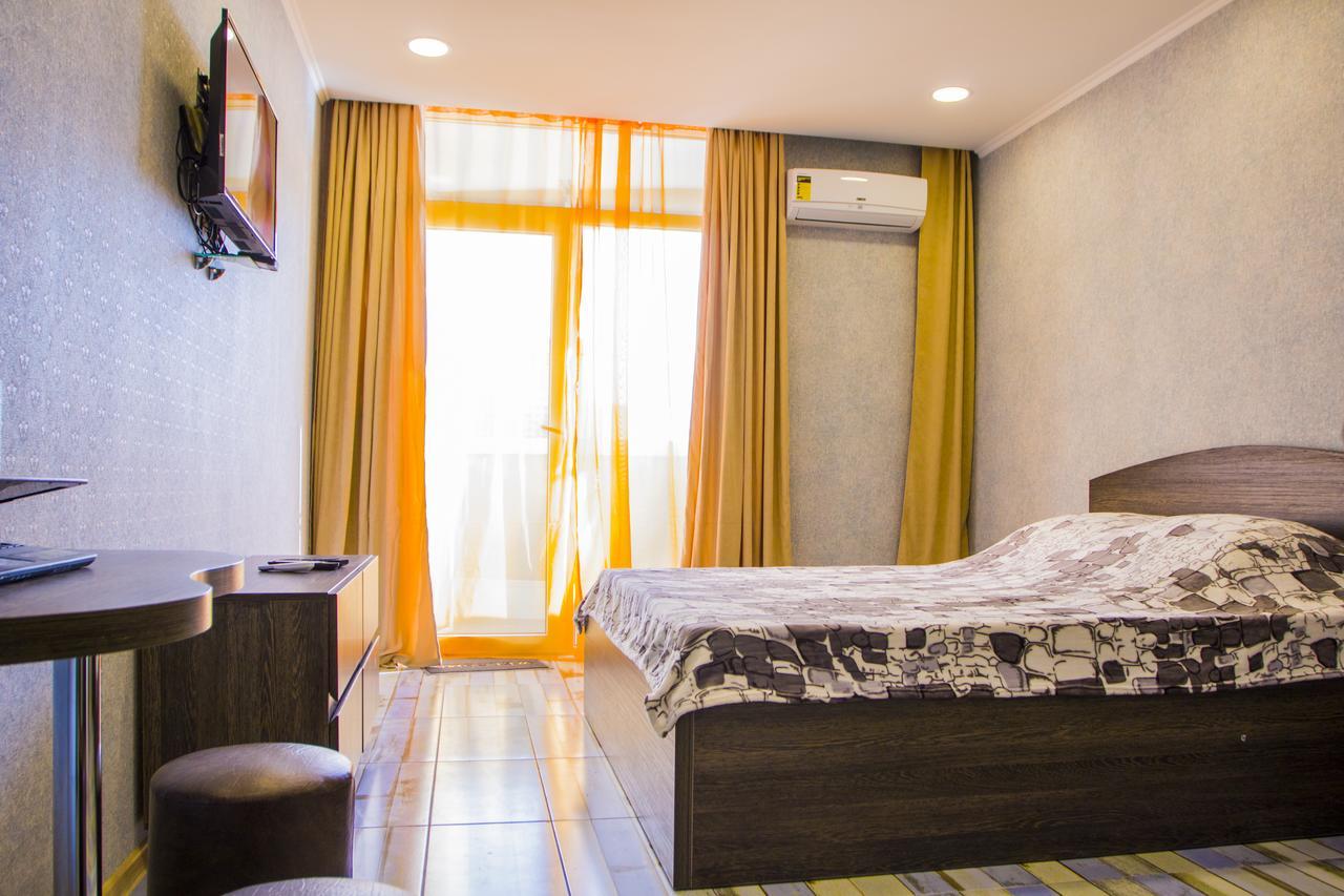 Apartament Denis In Apart-Otel Residenc Batumi Exterior foto